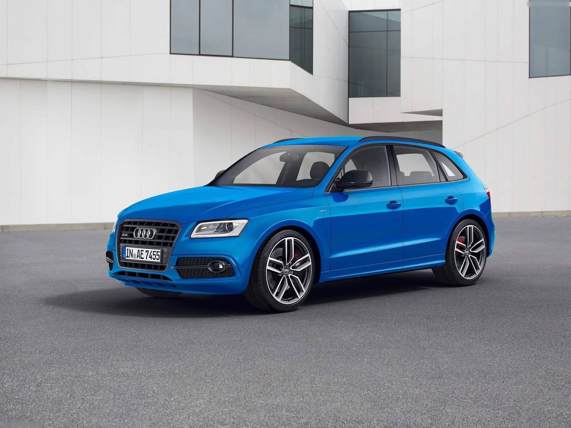 Audi SQ5 TDI plus (2016)