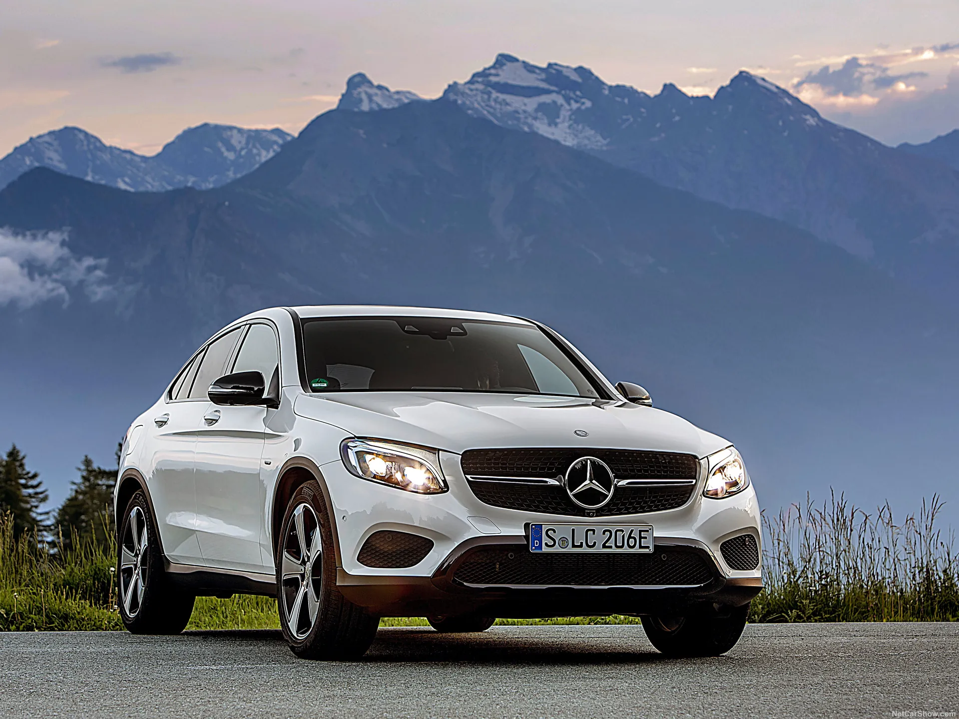Mercedes-Benz GLC Coupe (2017)