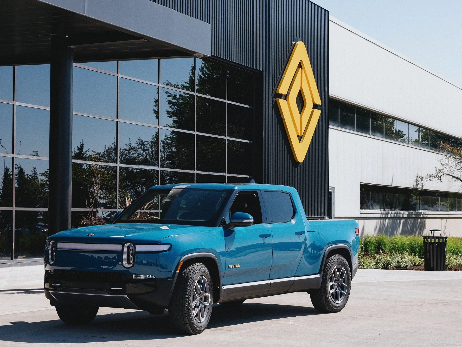 Rivian R1T (2022)