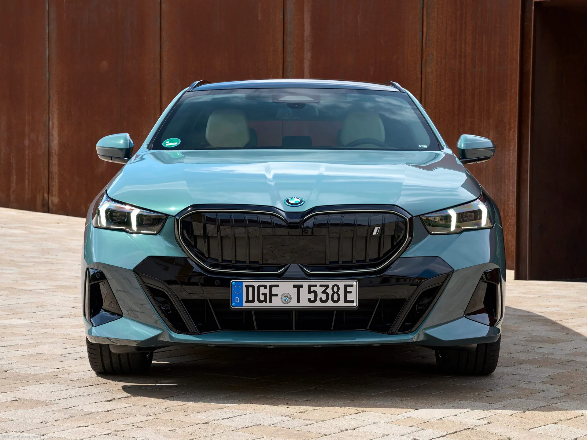 BMW i5 Touring (2025) – zepředu