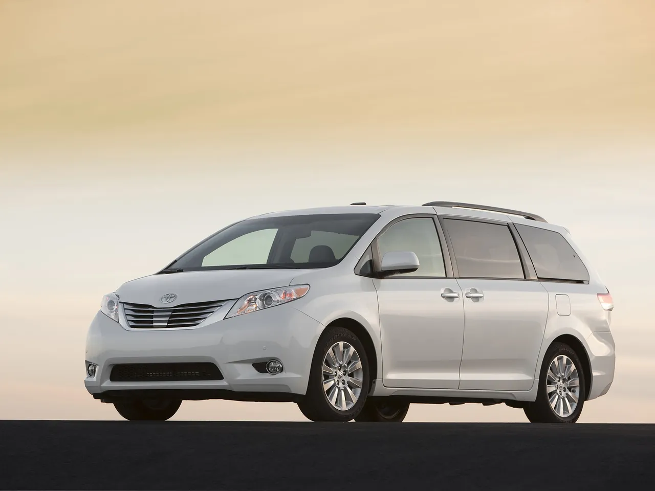 Toyota Sienna (2011)