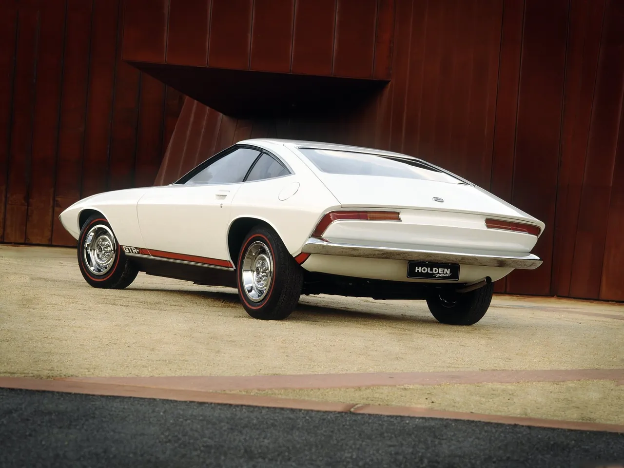 Holden Torana GTR-X Concept (1970) – zadní tříčtvrteční pohled