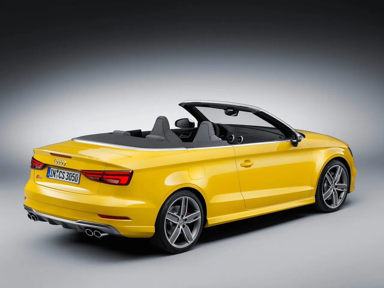 Audi S3 Cabriolet (2017) – zadní tříčtvrteční pohled