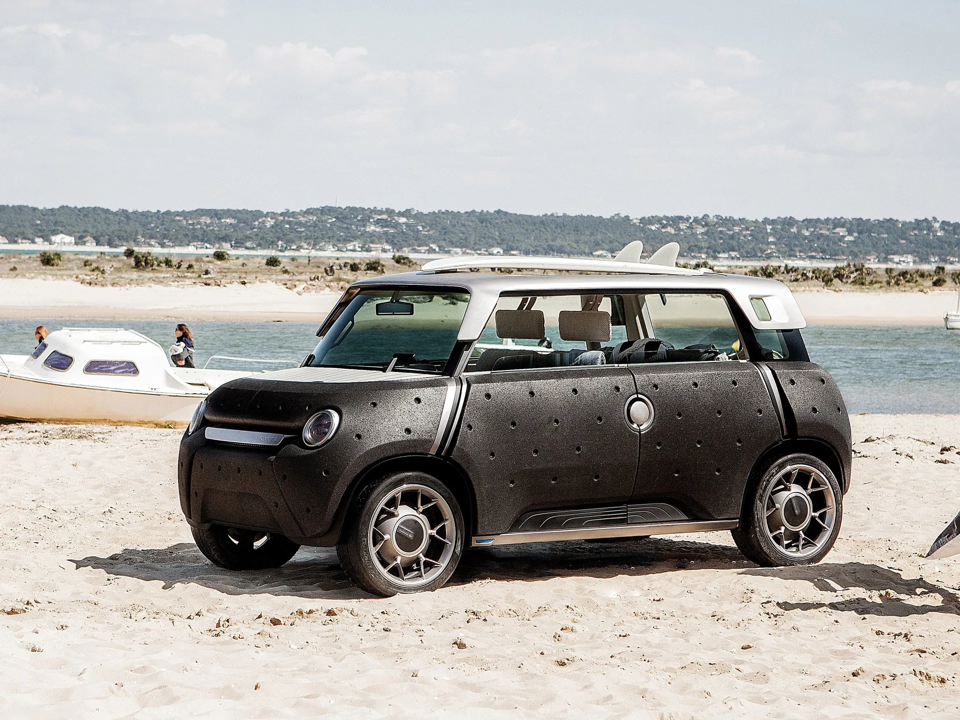 Toyota ME.WE Concept (2013)