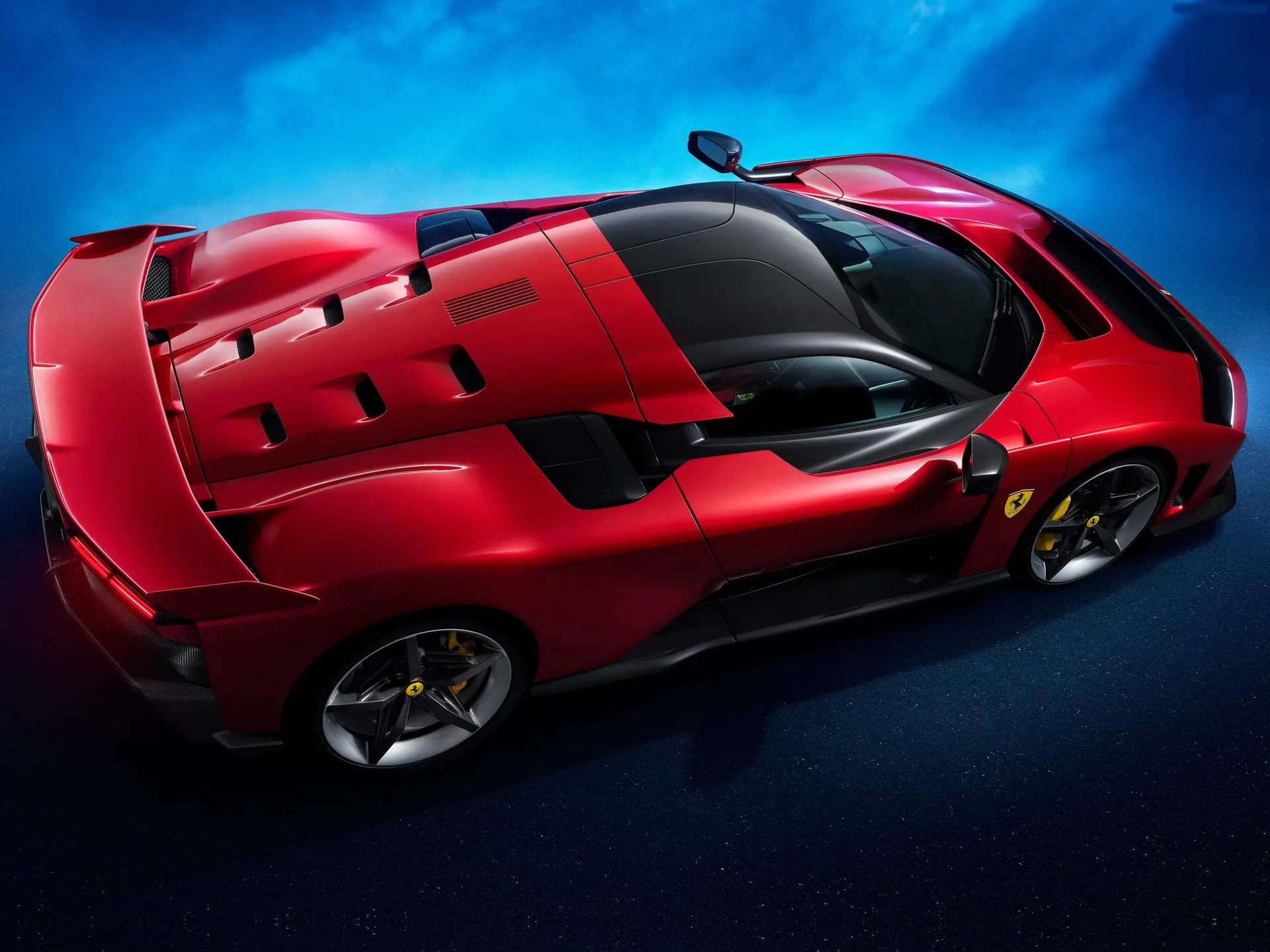 Ferrari F80 (2025) – zadní tříčtvrteční pohled