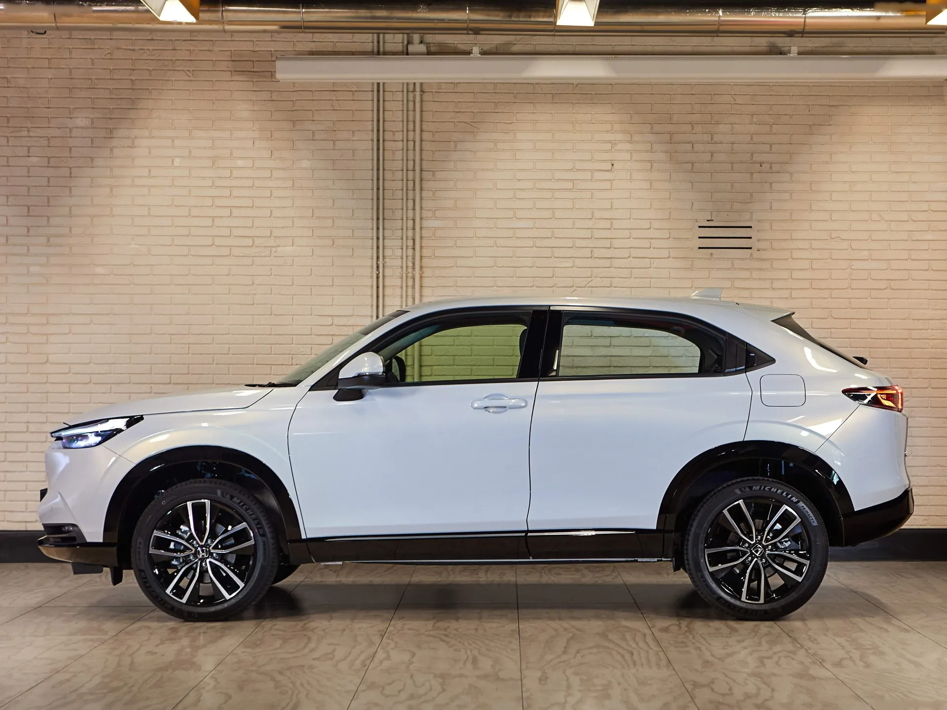 Honda HR-V (2022) – boční profil