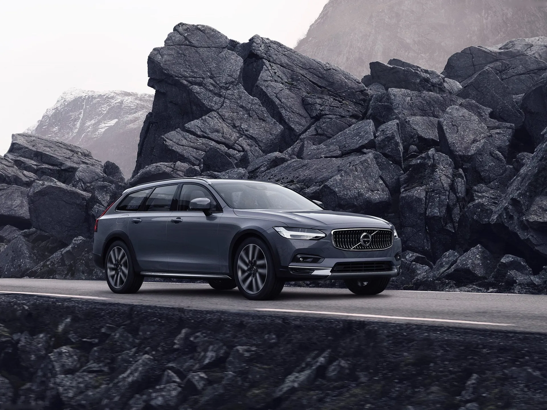 Volvo V90 Cross Country (2020)