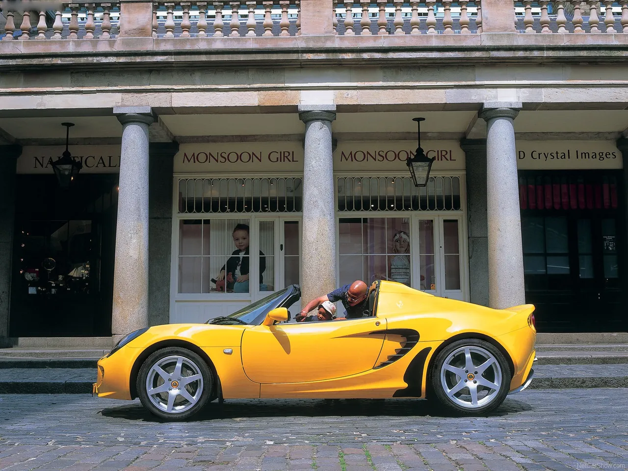 Lotus Elise (2004) – boční profil