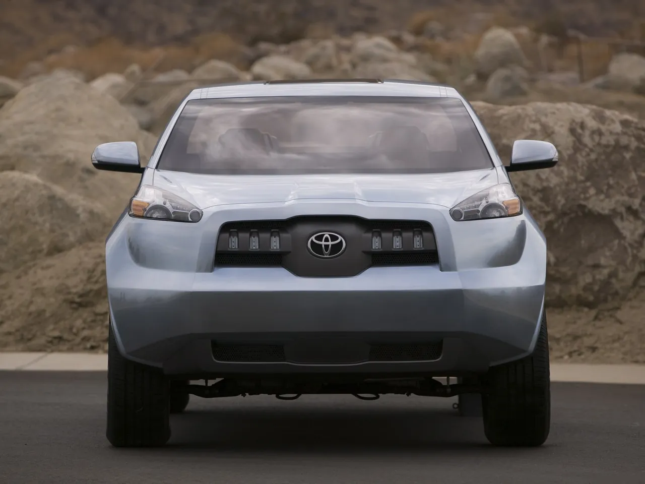Toyota A-BAT Concept (2008) - Front