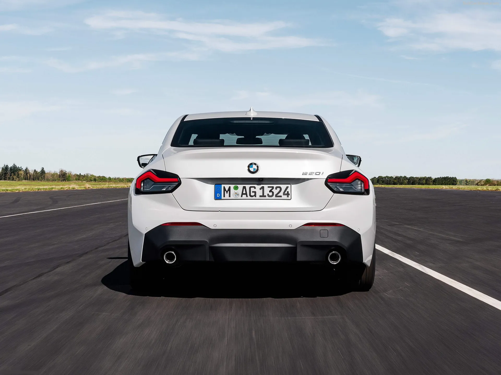 BMW 2-Series Coupe (2022) – zezadu
