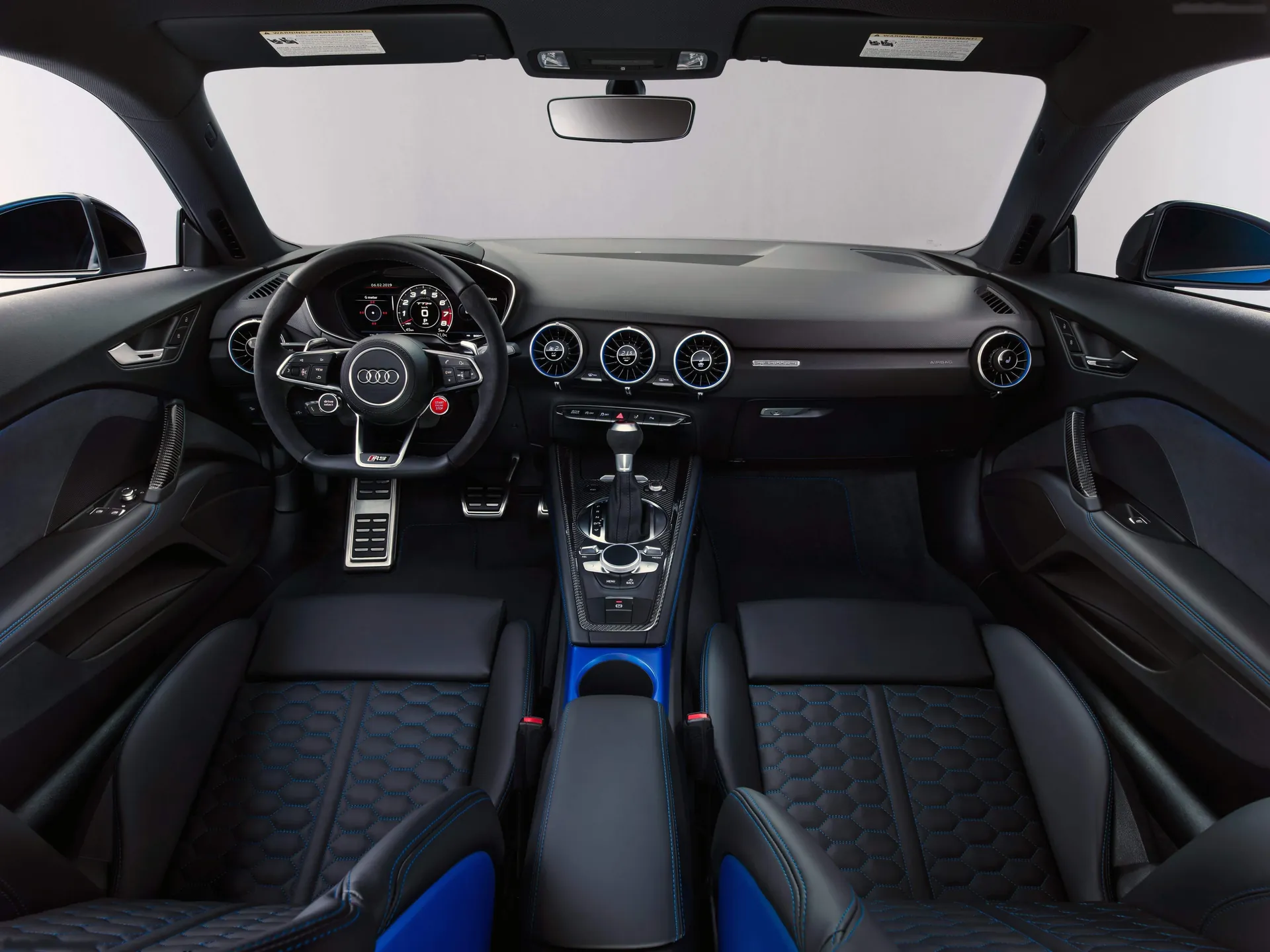 Audi TT RS Coupe (2020) – interiér
