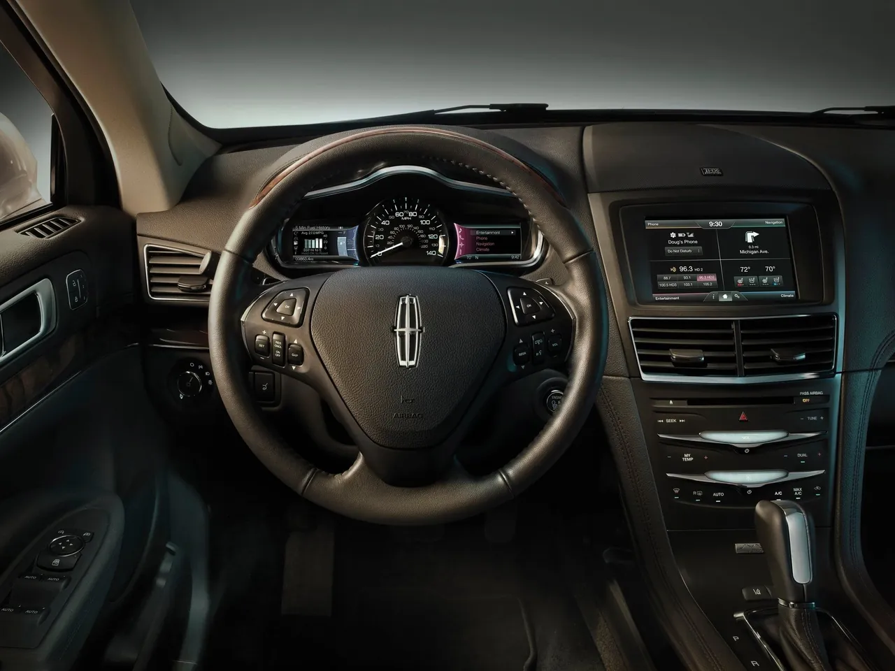 Lincoln MKT (2013) – interiér