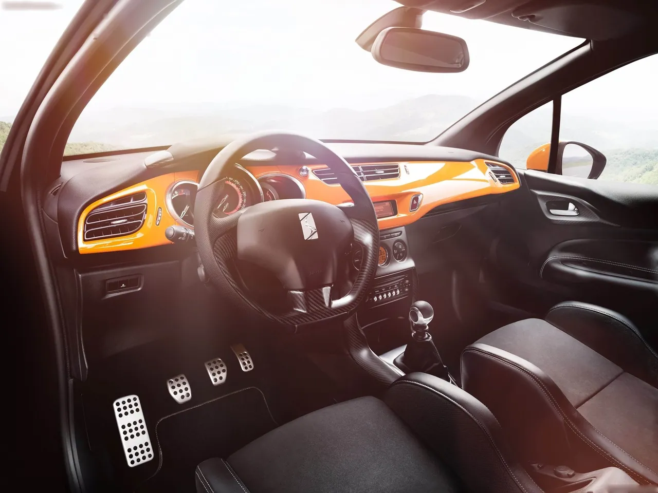 Citroen DS3 Racing (2011) – interiér