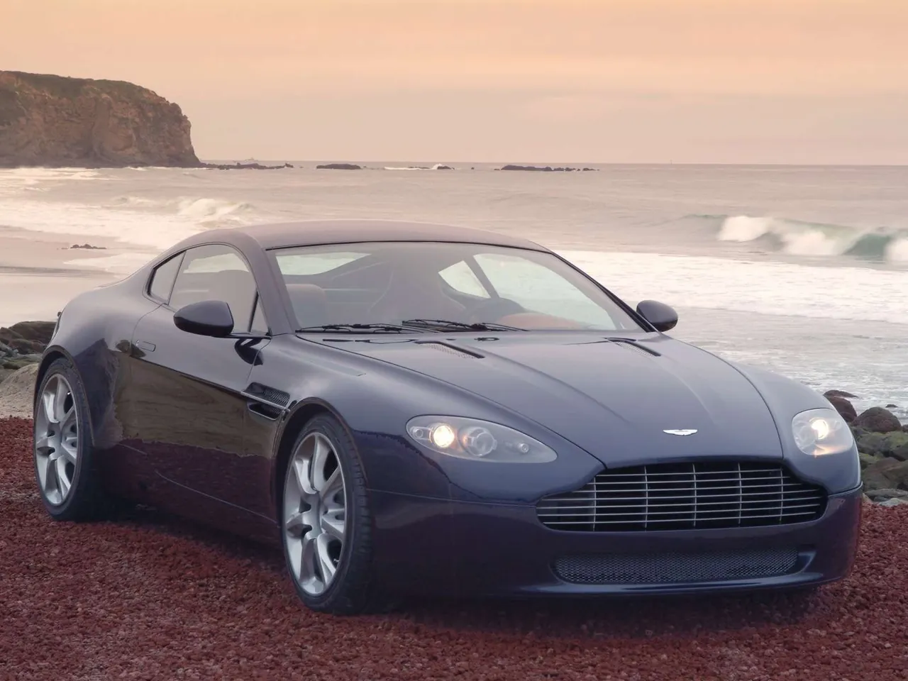 Aston Martin AMV8 Concept Car (2003)