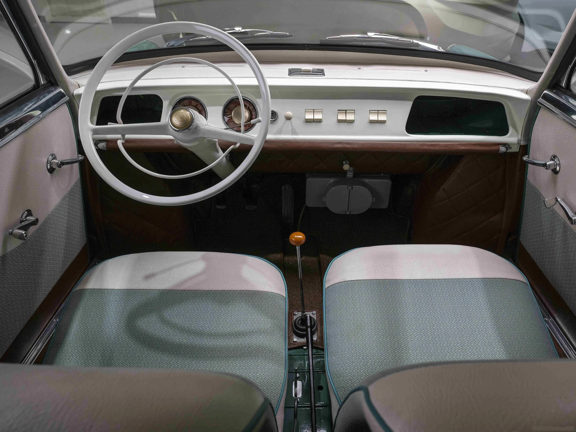 Skoda 988 Concept (1958) – interiér