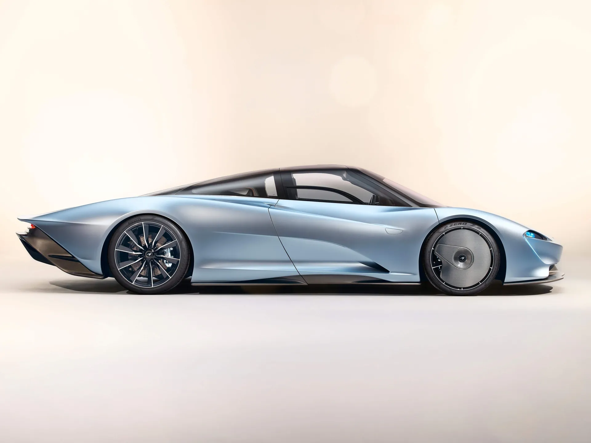 McLaren Speedtail (2020) - Side Profile