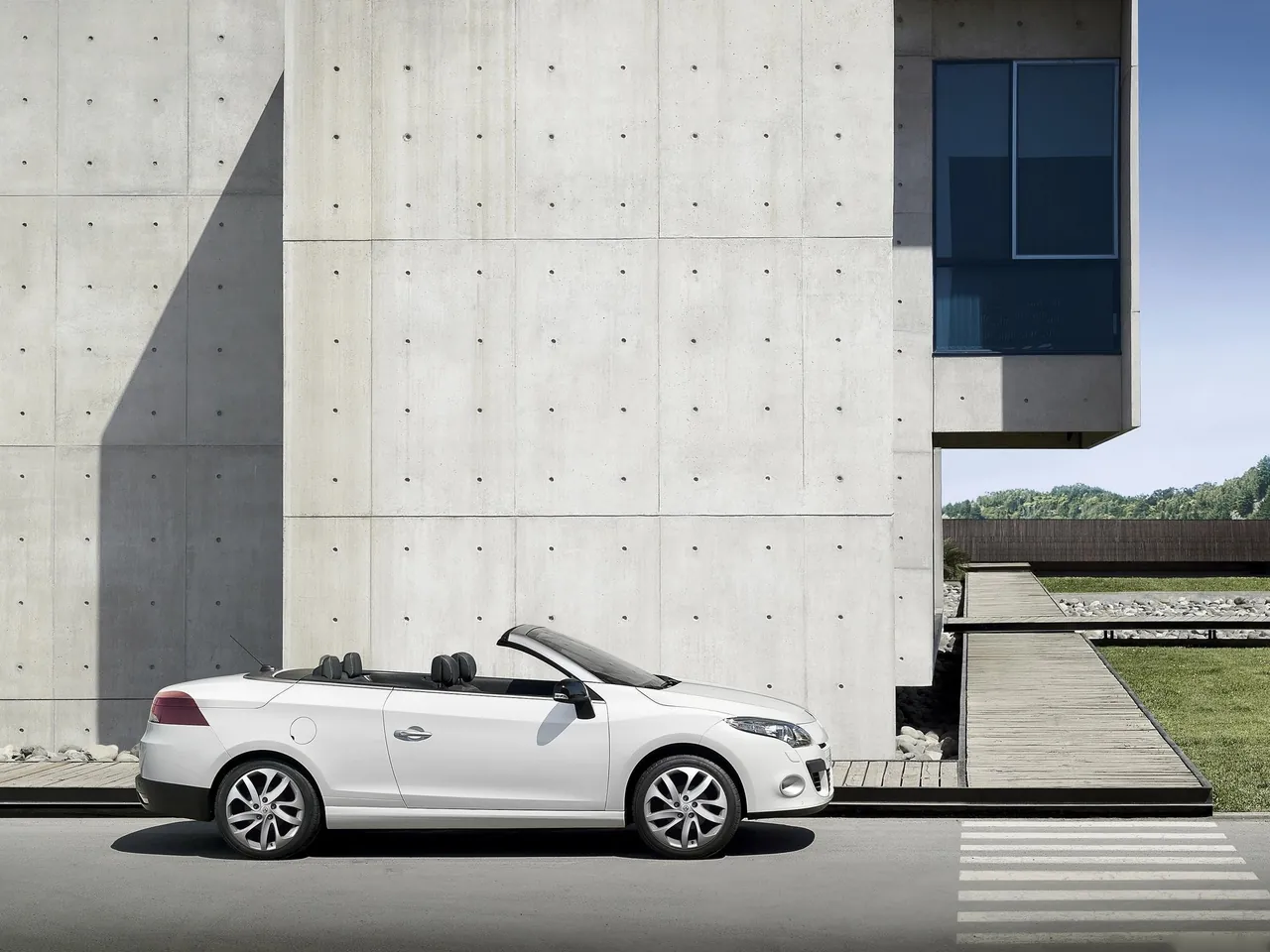Renault Megane Coupe-Cabriolet (2011) – boční profil