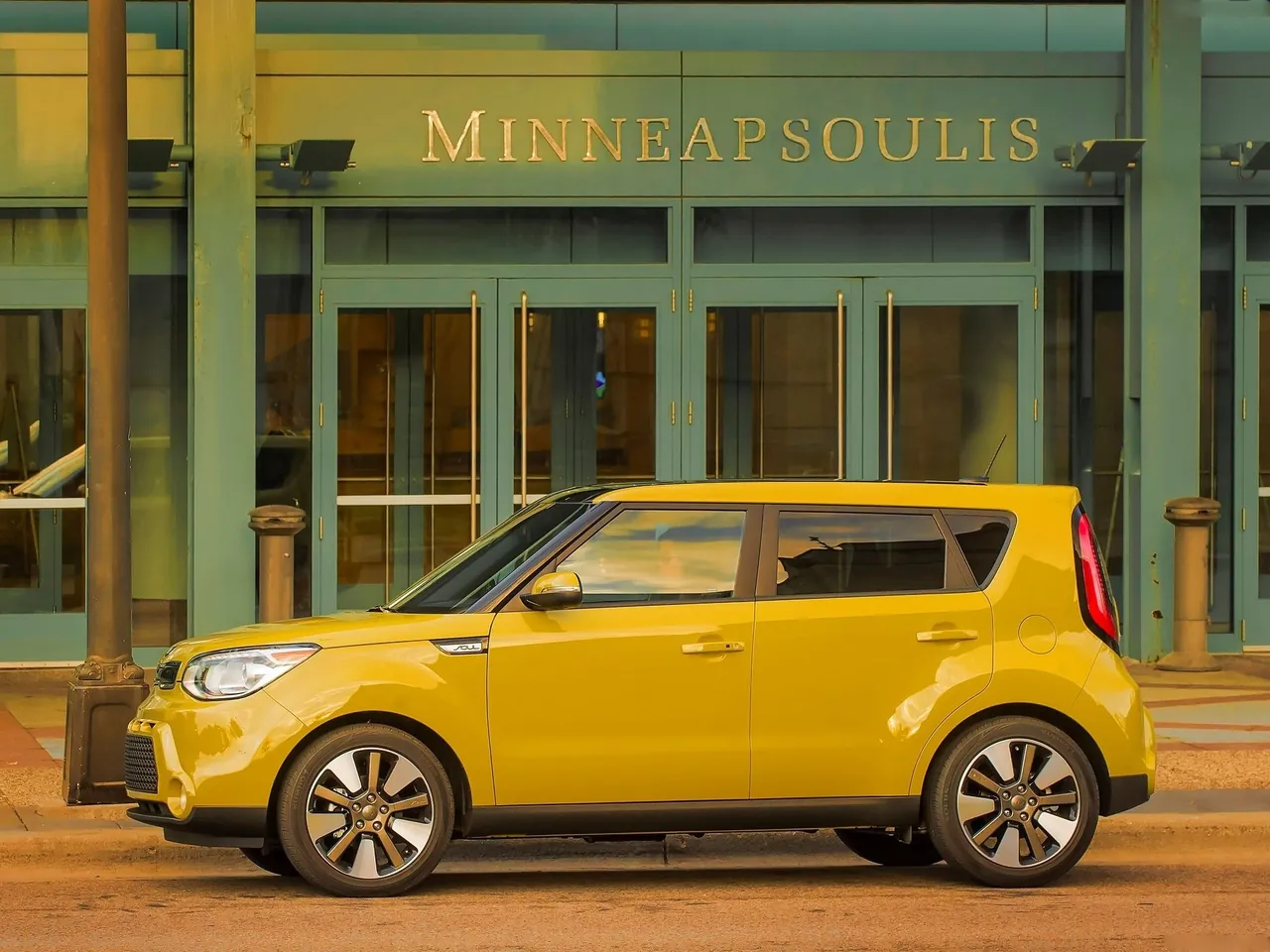 Kia Soul (2014) – boční profil