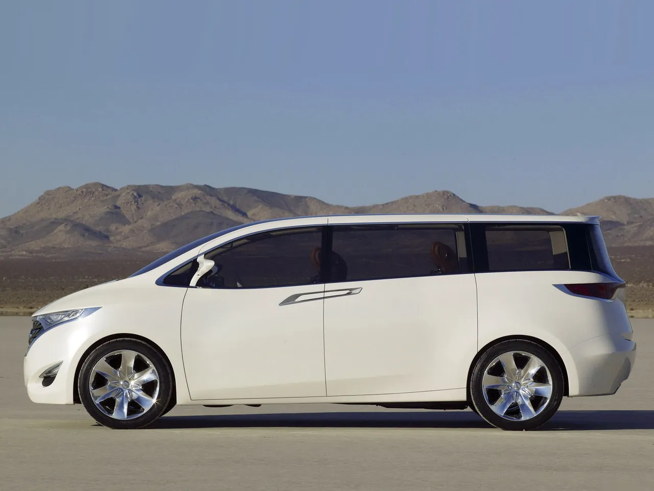 Nissan Forum Concept (2008) – boční profil
