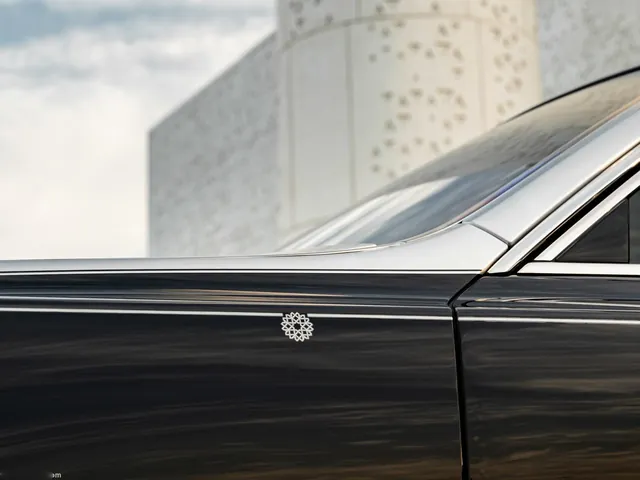 Rolls-Royce Phantom Arabesque (2026)