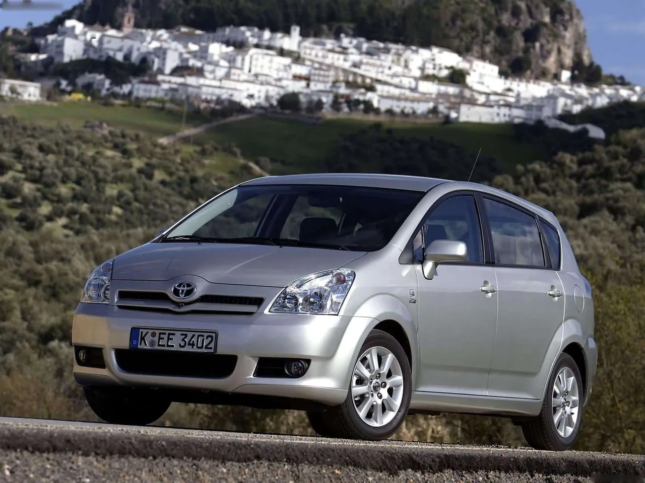 Toyota Corolla Verso D4D (2004)