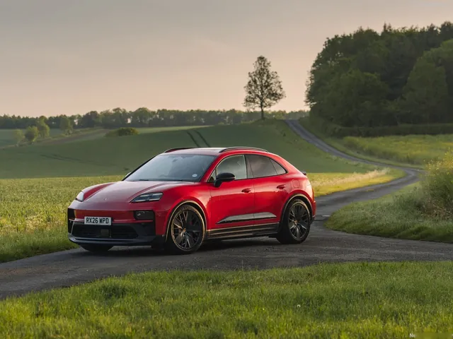 Porsche Macan GTS [UK] (2026)