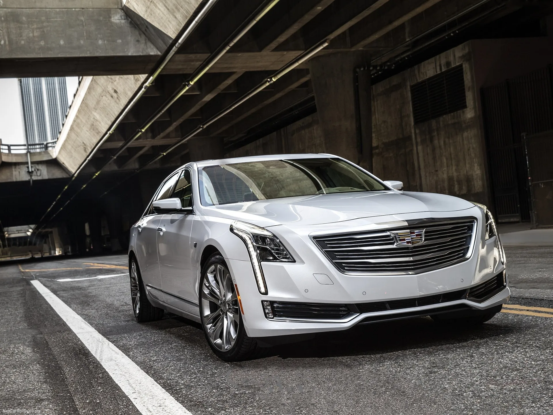 Cadillac CT6 (2016)