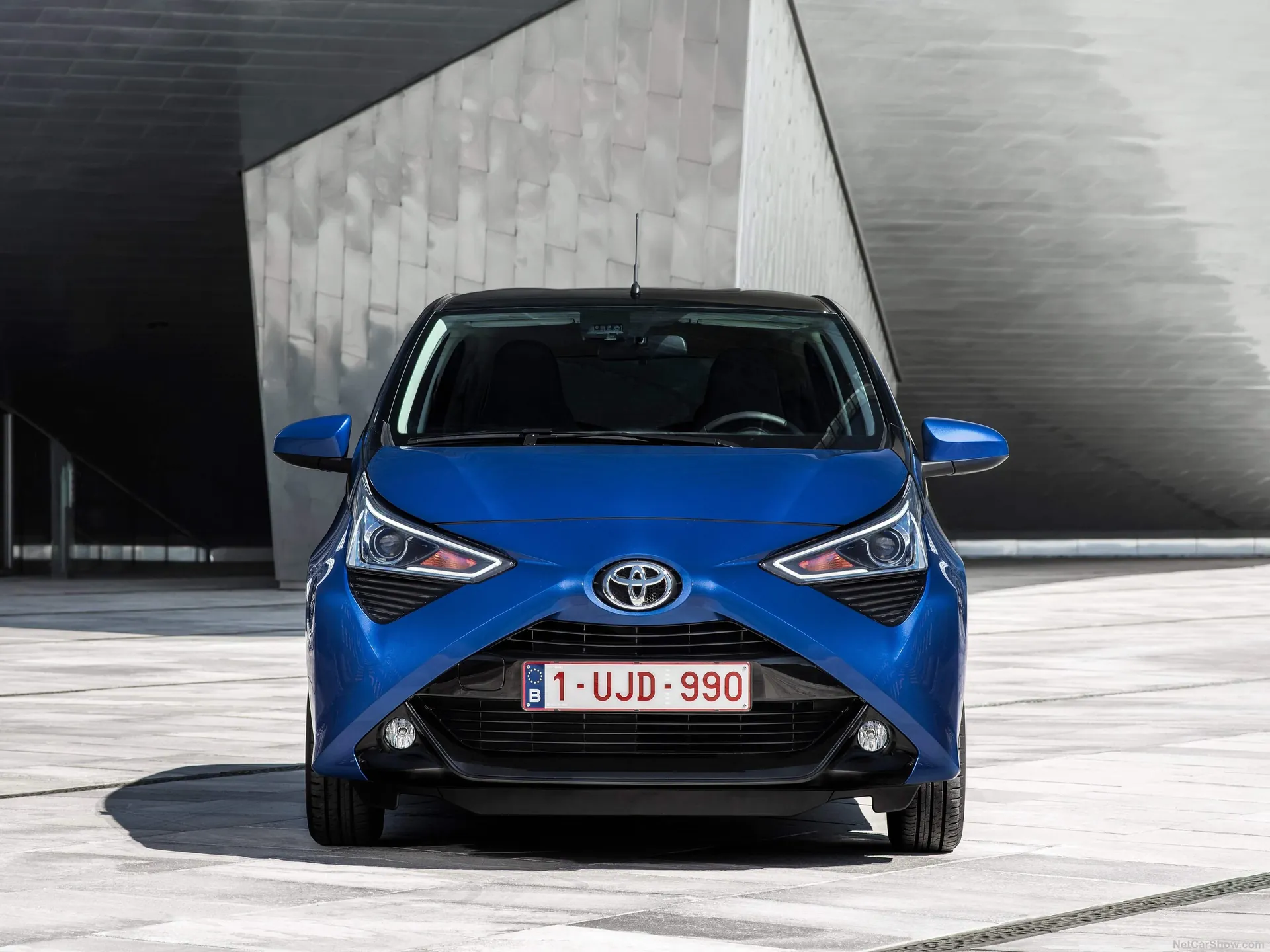 Toyota Aygo (2019) - Front
