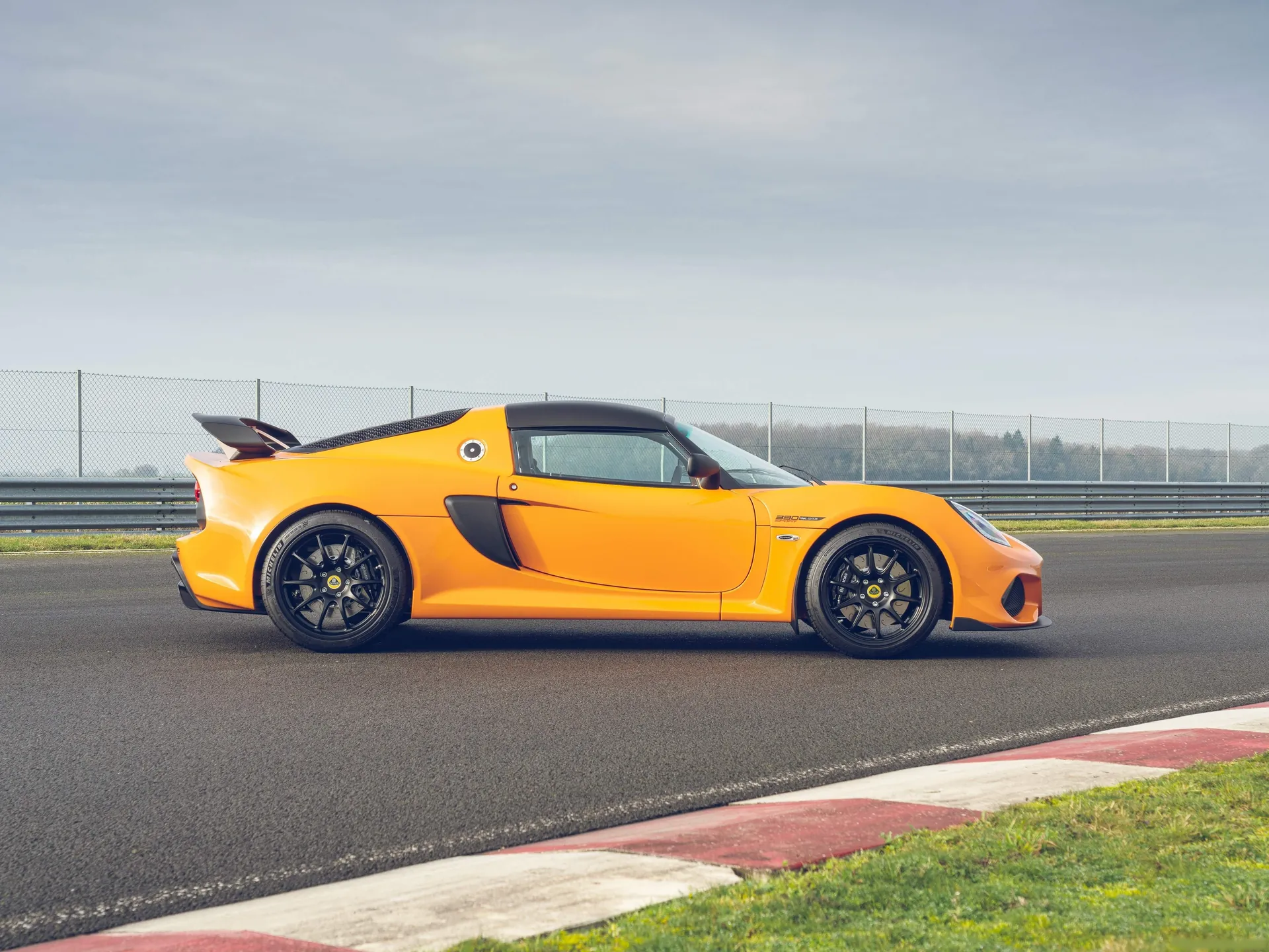 Lotus Exige Sport 390 Final Edition (2021) – boční profil