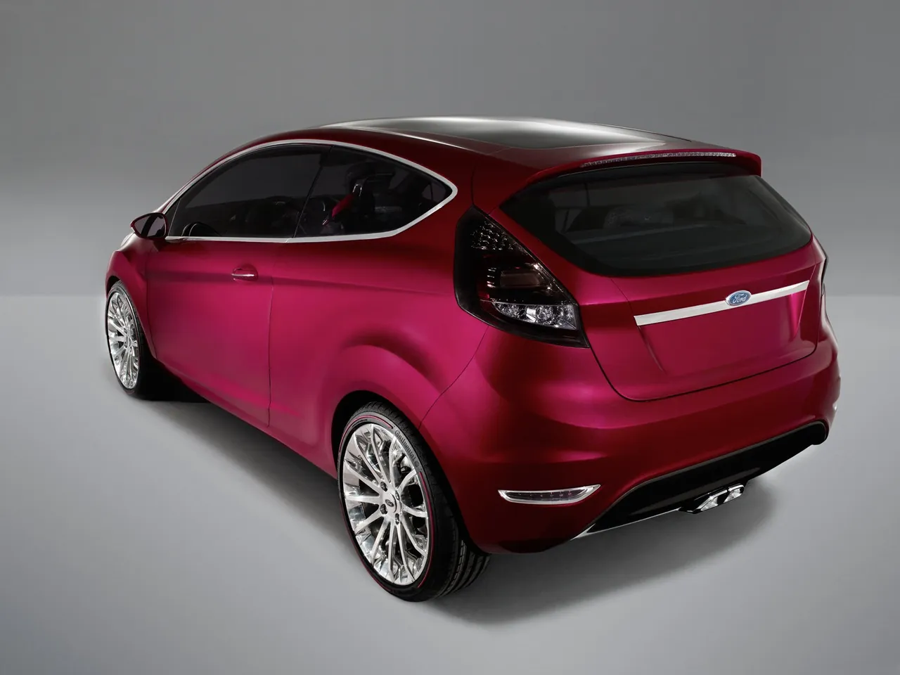 Ford Verve Concept (2007) – zadní tříčtvrteční pohled