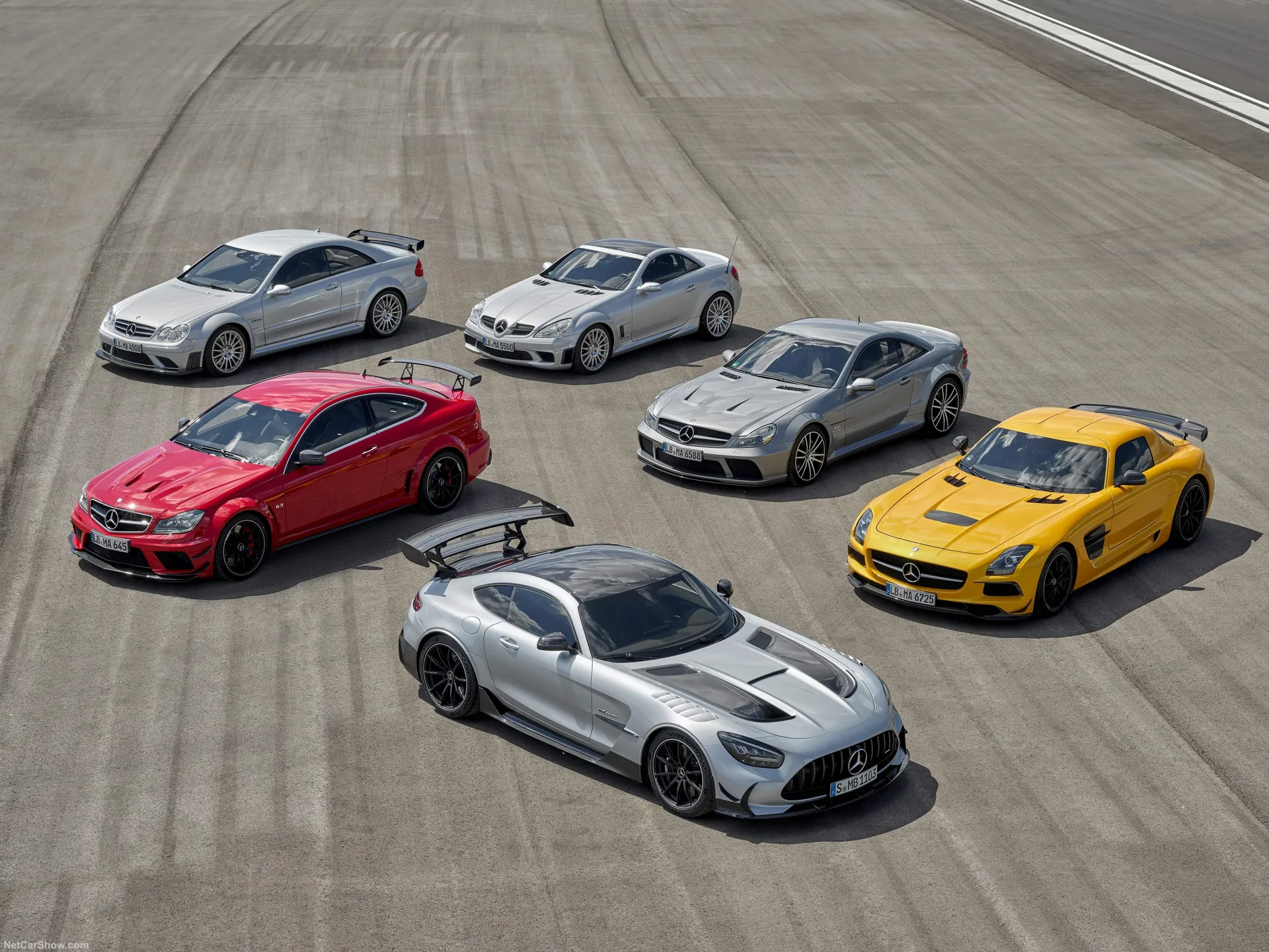 Mercedes-Benz AMG GT Black Series (2021) - Heritage