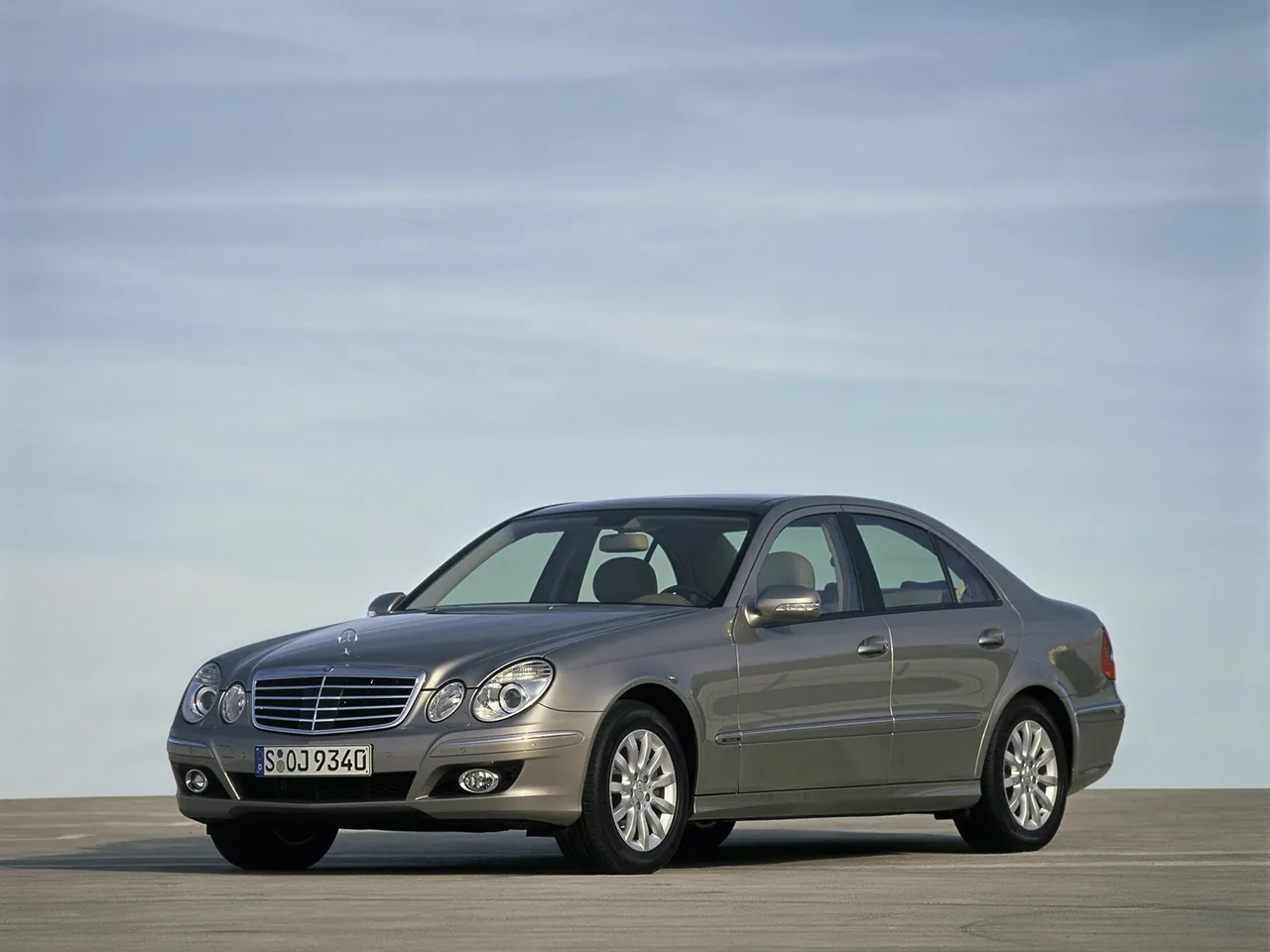 Mercedes-Benz E-Class (2006)