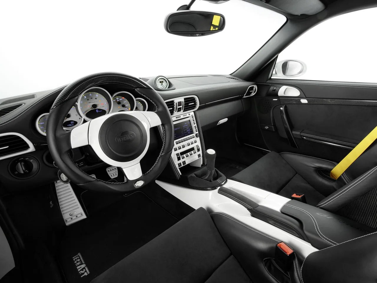 TechArt Porsche 911 GT2 GTstreet RS (2008) – interiér