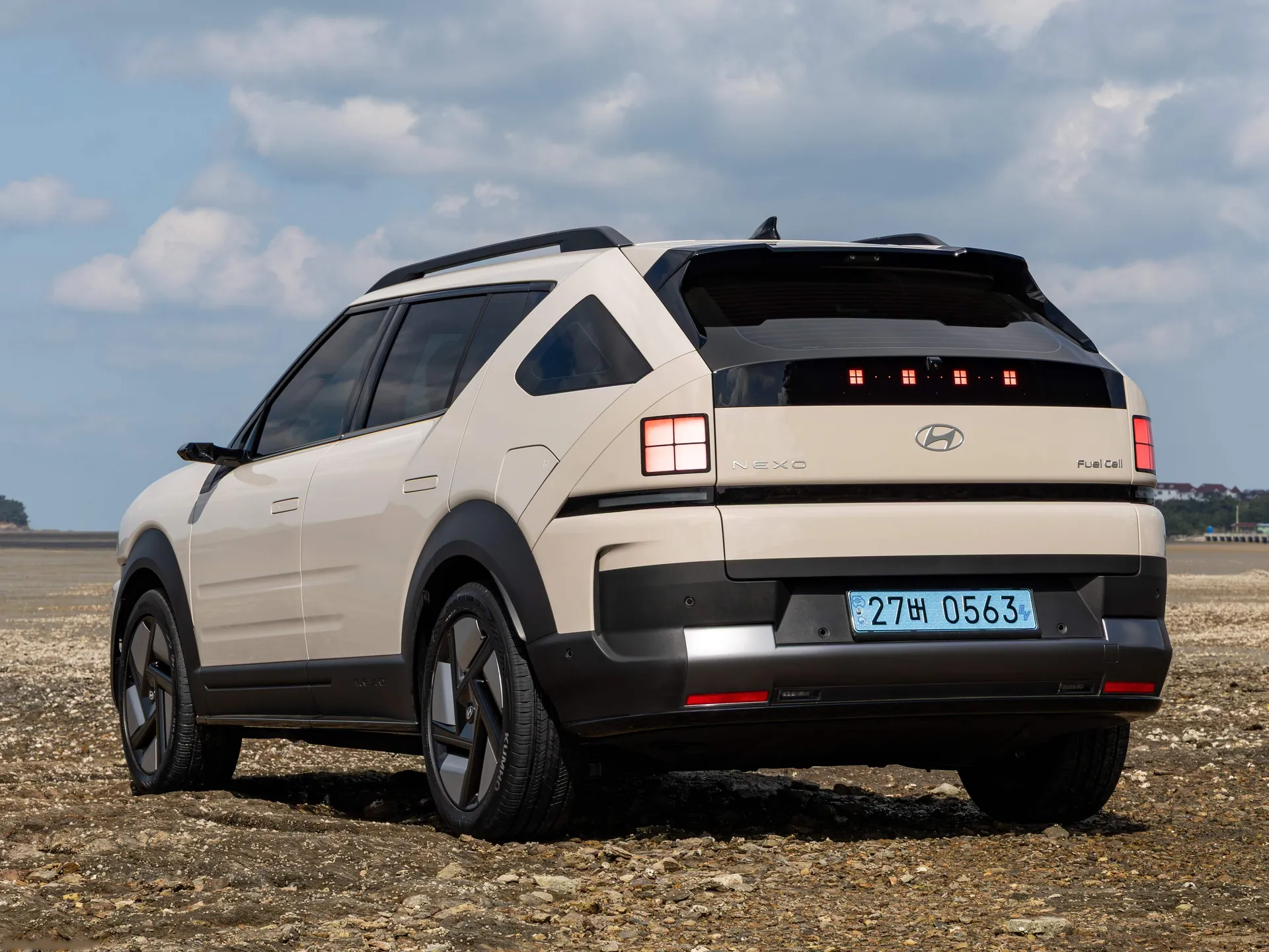 Hyundai Nexo (2026) - Rear Three-Quarter