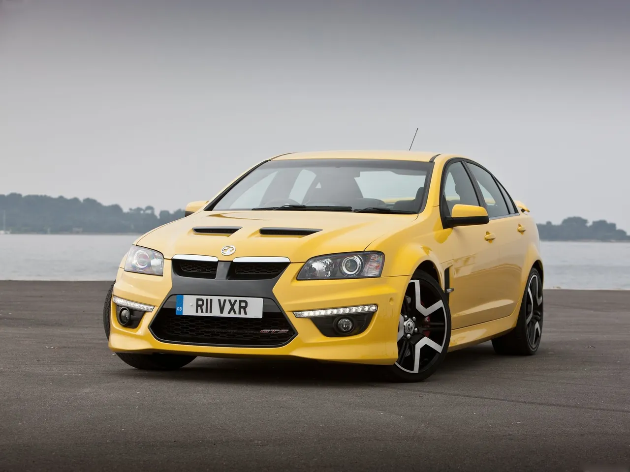 Vauxhall VXR8 (2011)
