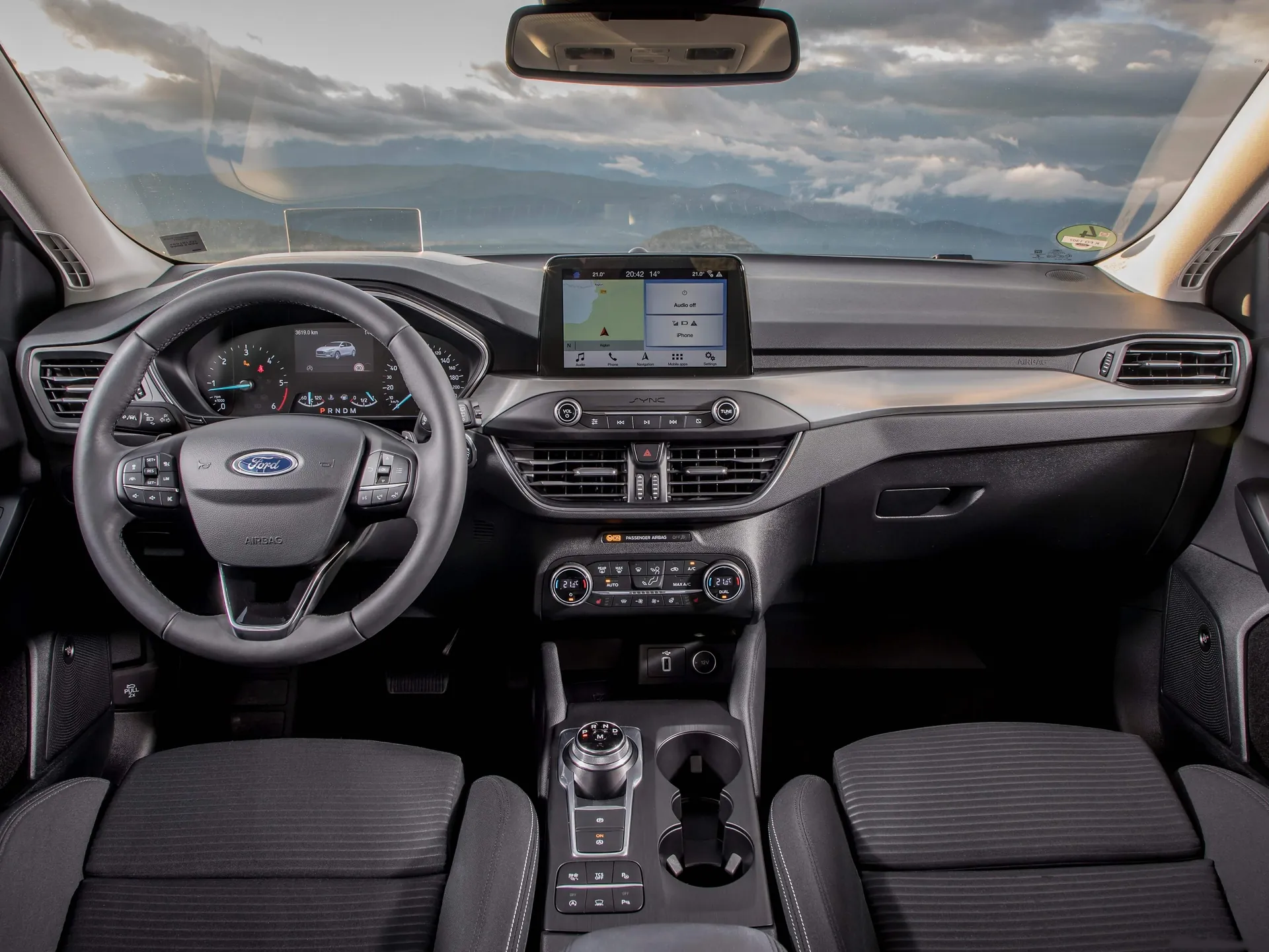 Ford Focus (2019) – interiér
