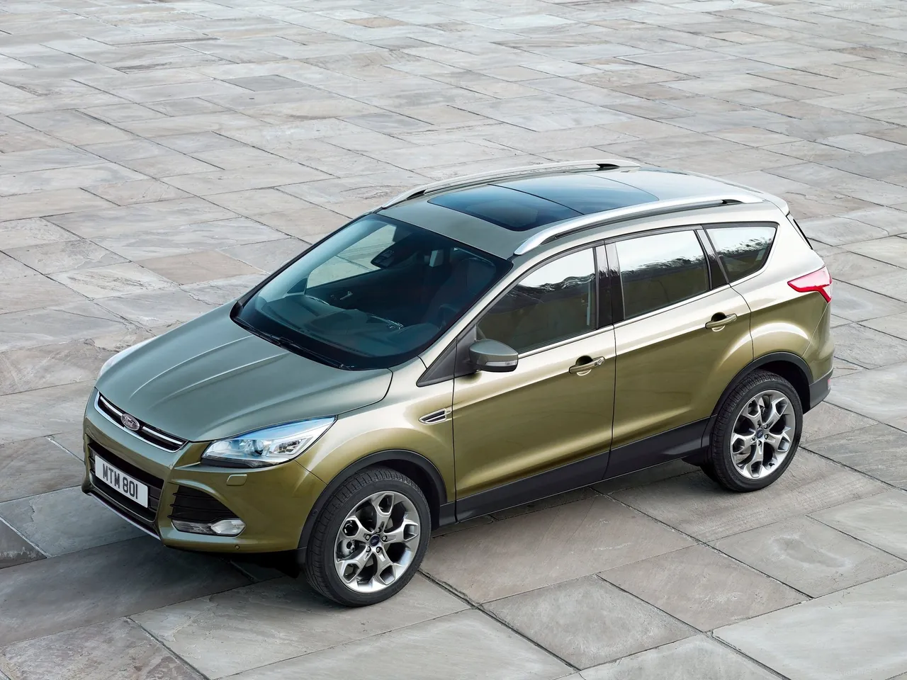 Ford Kuga (2013)