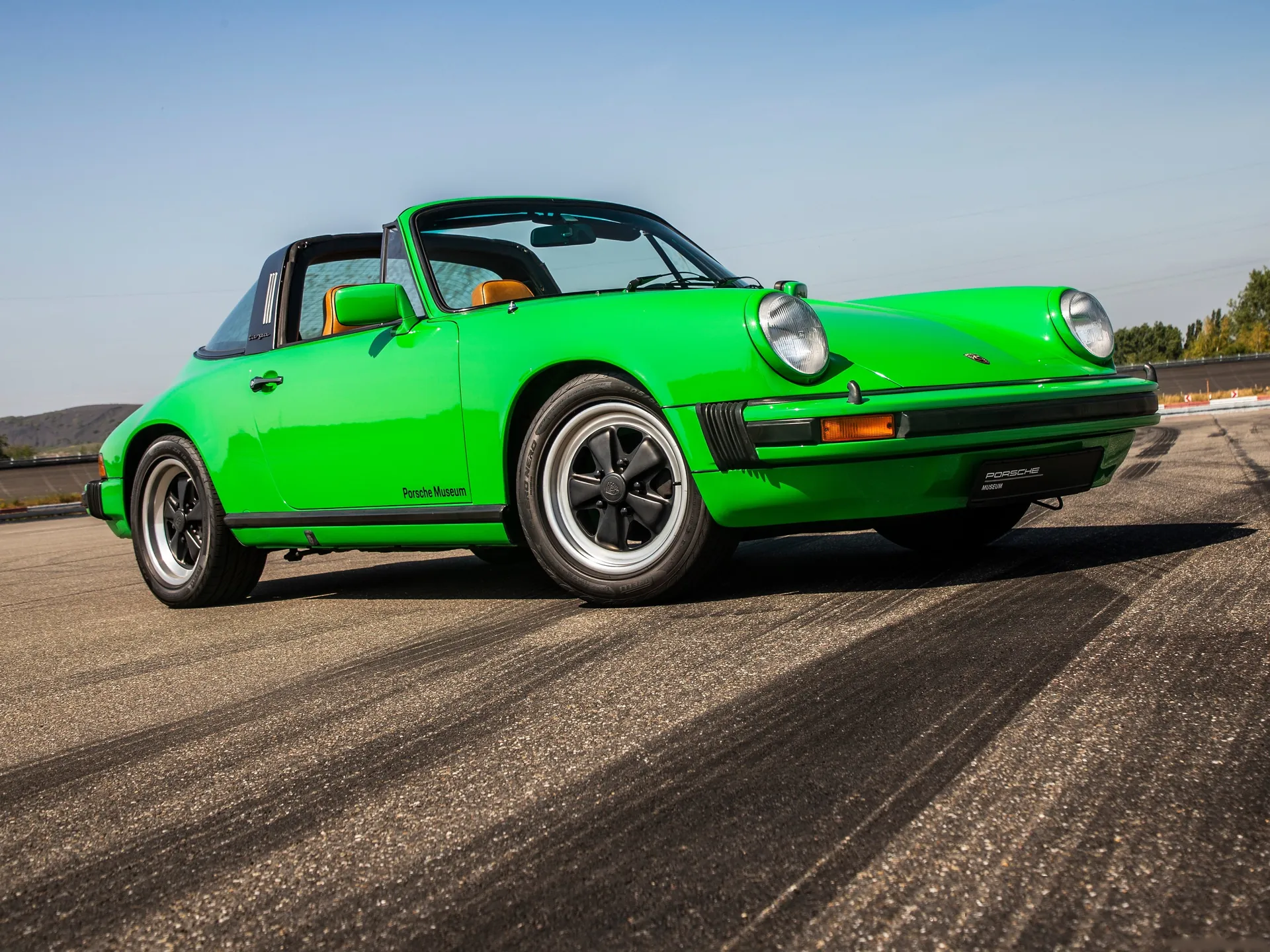 Porsche 911 Carrera 3.0 Targa (1976)