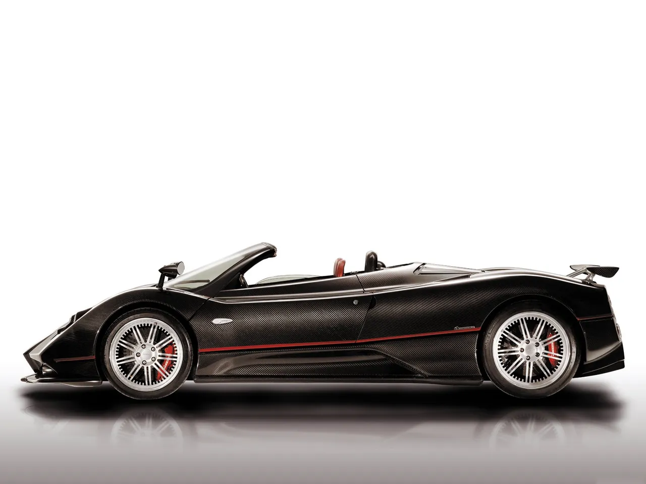 Pagani Zonda Roadster F (2006) – boční profil