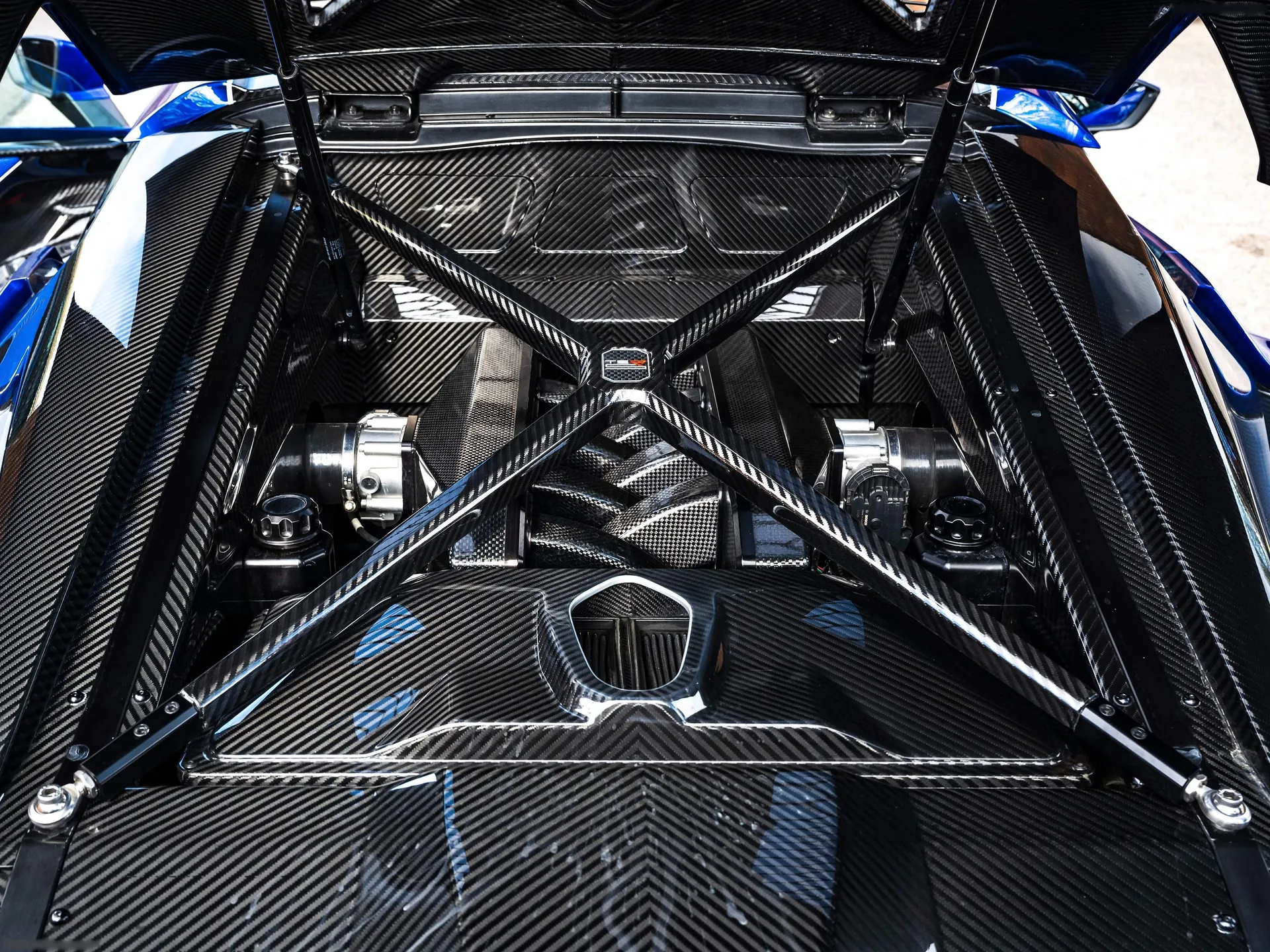 Zenvo TSR-S (2020) – motorový prostor