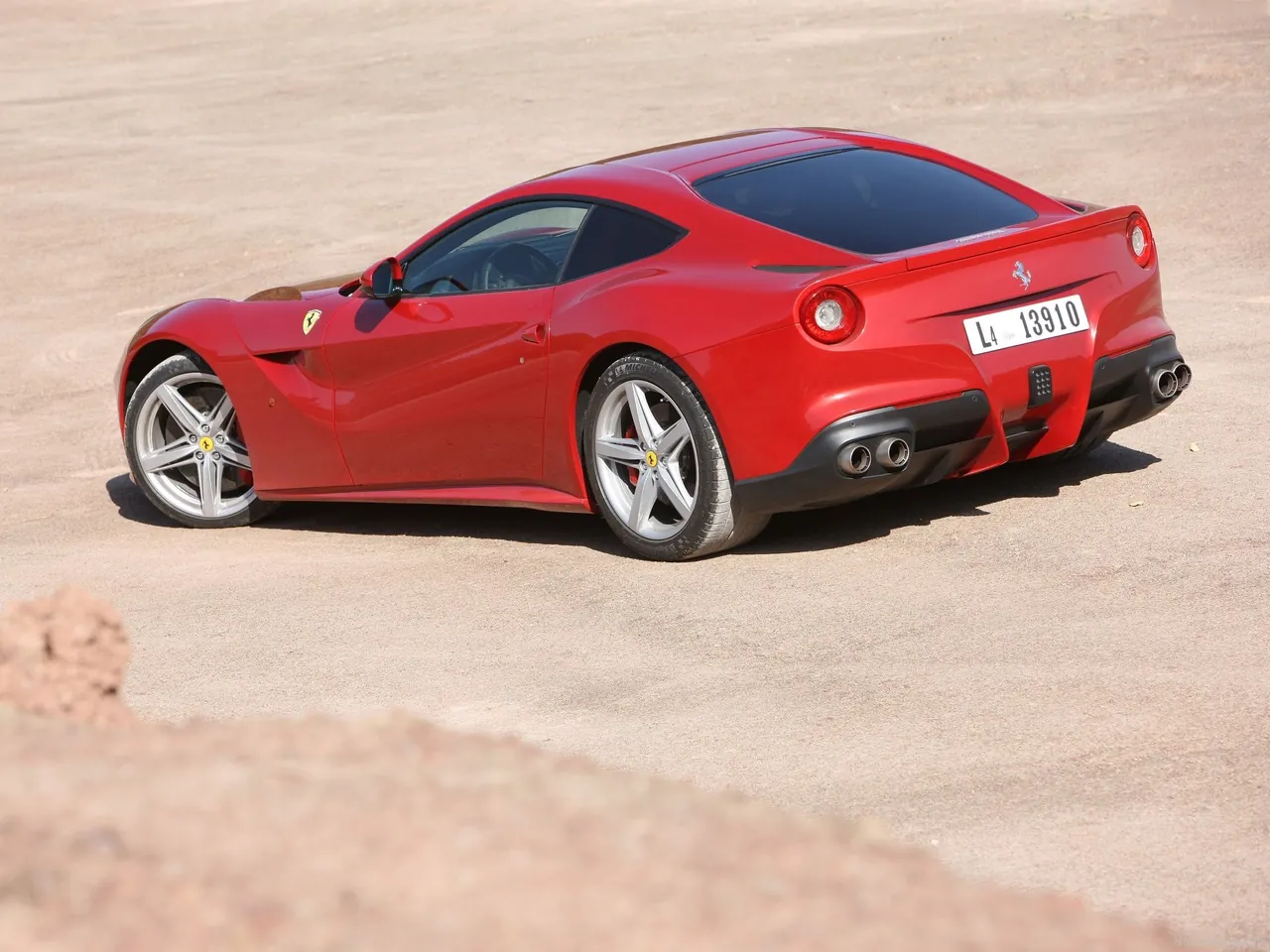 Ferrari F12berlinetta (2013) - Rear Three-Quarter