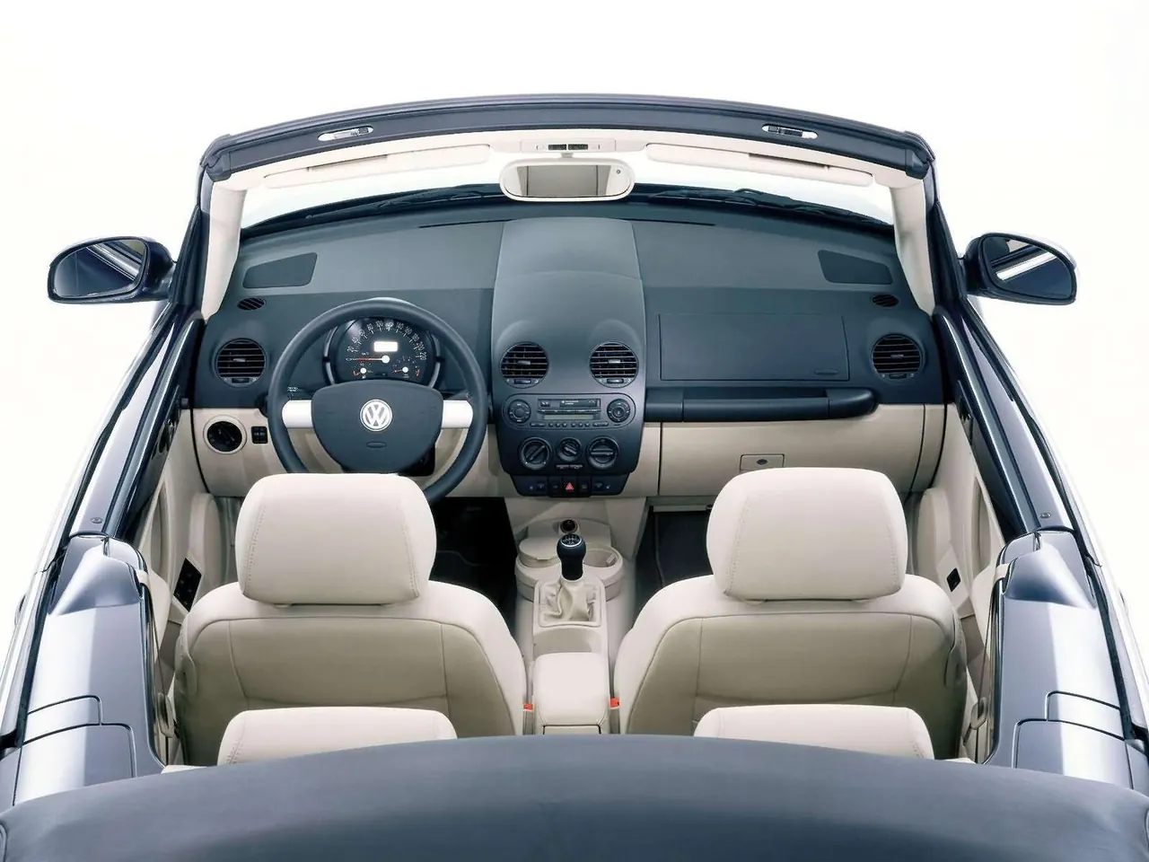 Volkswagen New Beetle Cabriolet (2003) - Interior