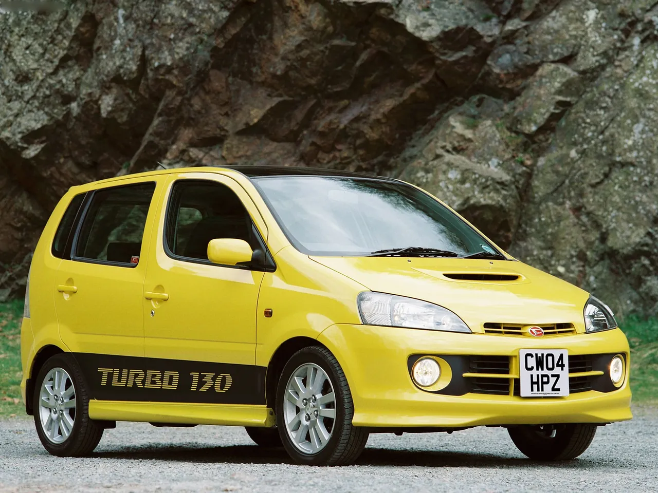 Daihatsu YRV Turbo 130 (2004)