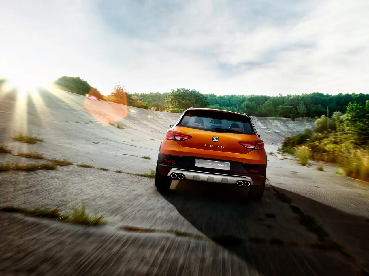 Seat Leon Cross Sport Concept (2015) – zezadu