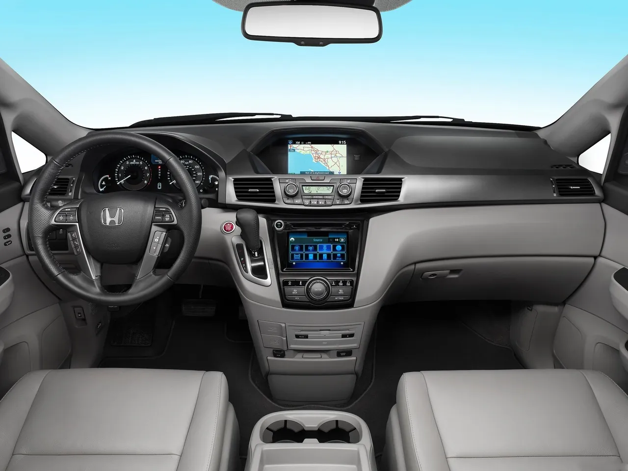 Honda Odyssey Touring Elite (2014) – interiér
