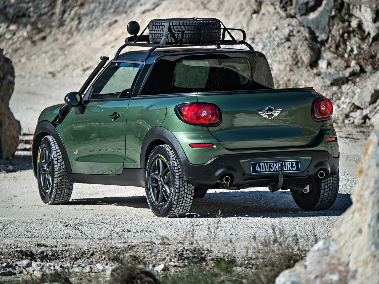Mini Paceman Adventure Concept (2014) – zadní tříčtvrteční pohled