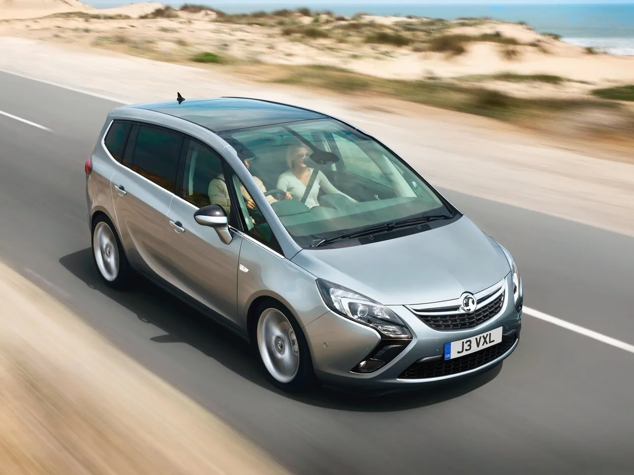 Vauxhall Zafira Tourer (2012)