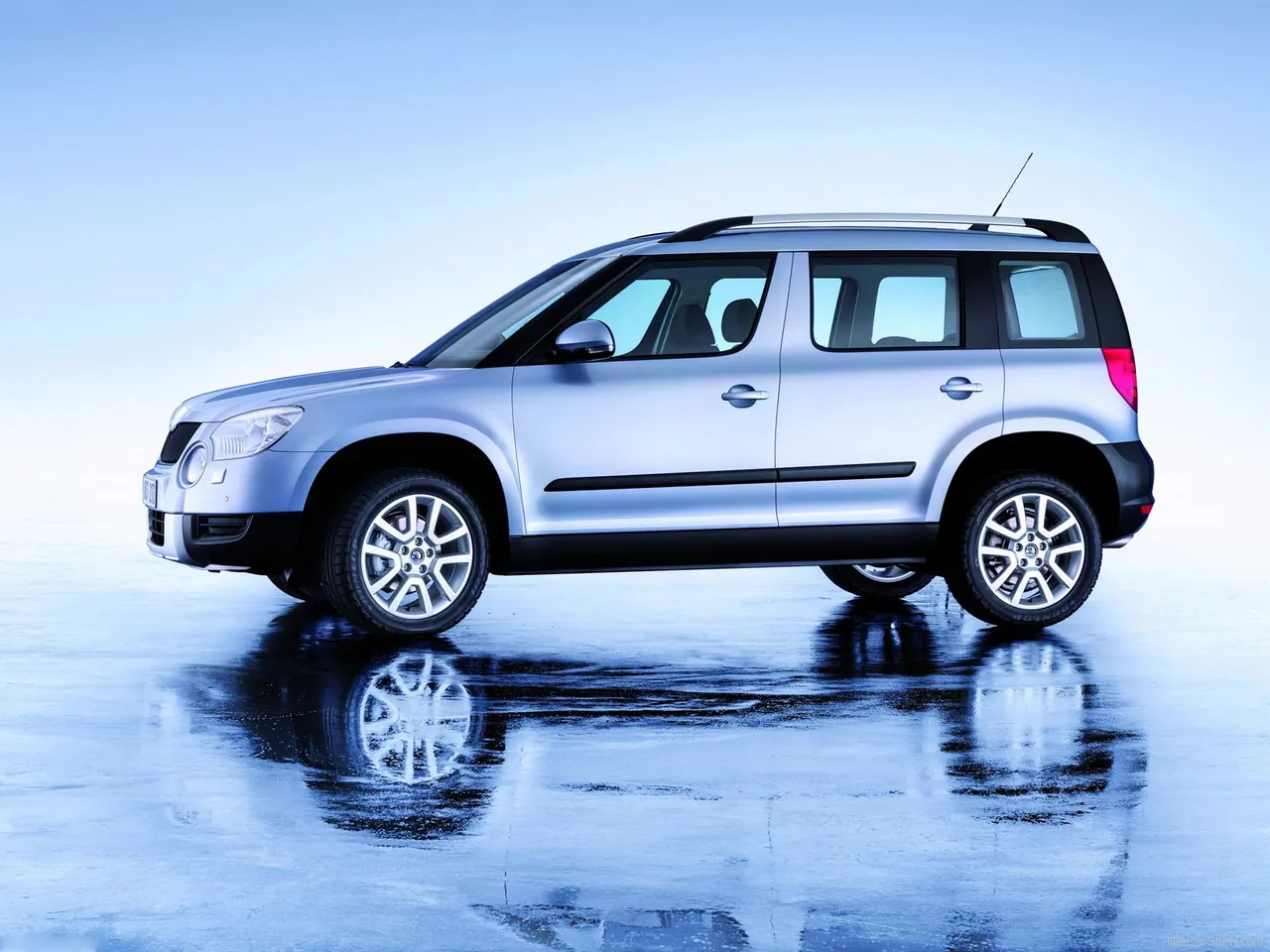 Skoda Yeti (2010) - Side Profile