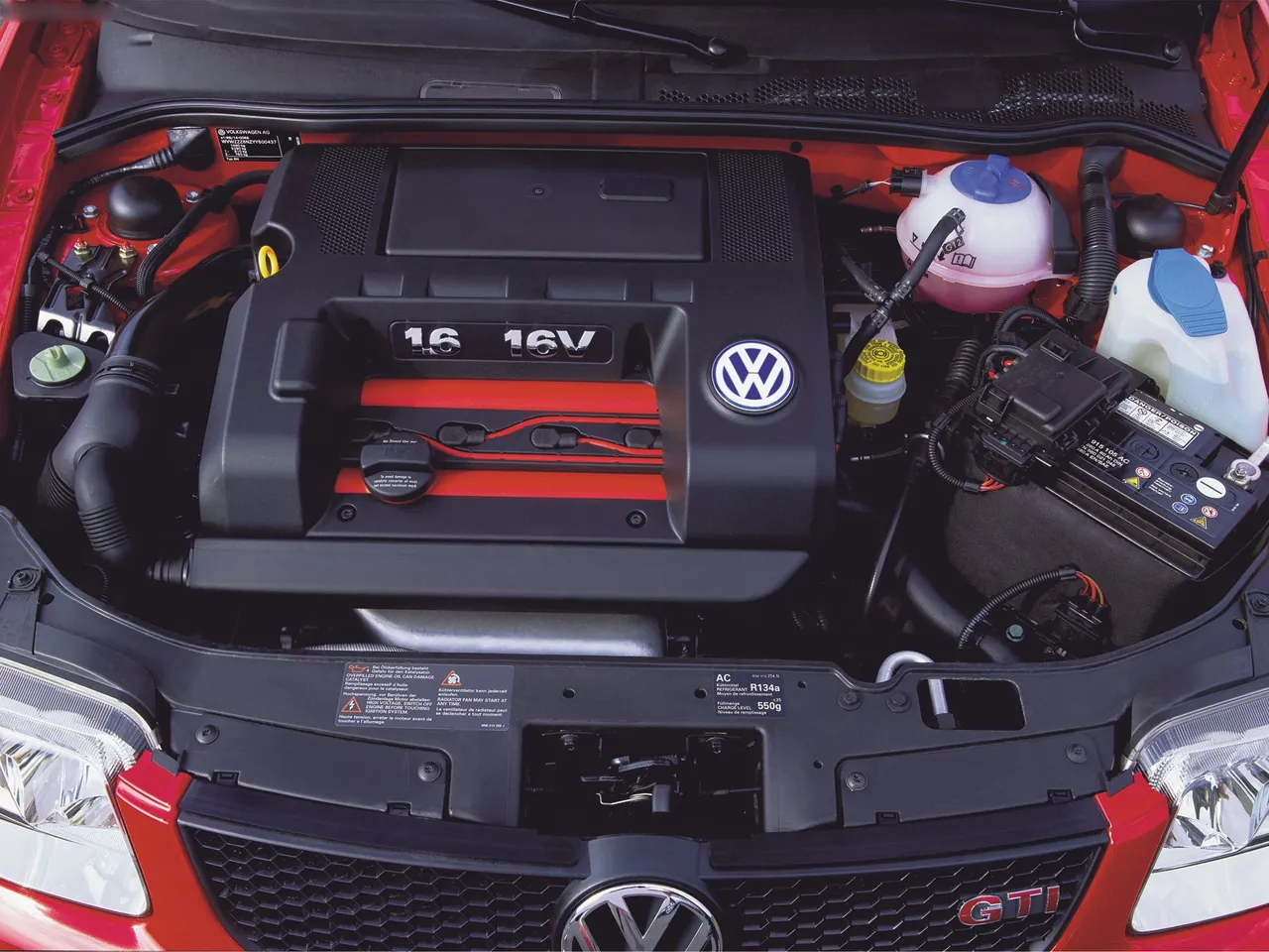 Volkswagen Polo GTI (1999) - Engine Bay