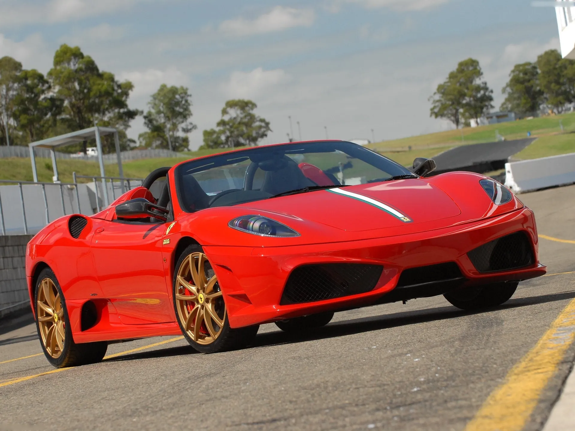 Ferrari Scuderia Spider 16M (2009)
